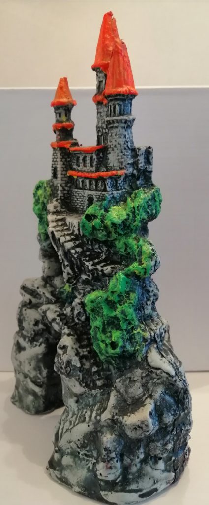 Adorno Tipo Castillo Narana Mediano 16 Cm