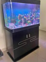 Acuario vidrio curvo sobo T-100F de 190 litros y 100 cm con mueble - Imagen 4