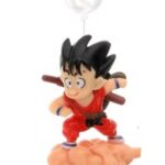 ADORNO IMPORTADO TIPO GOKU EN SU NUBE DE 6 CM